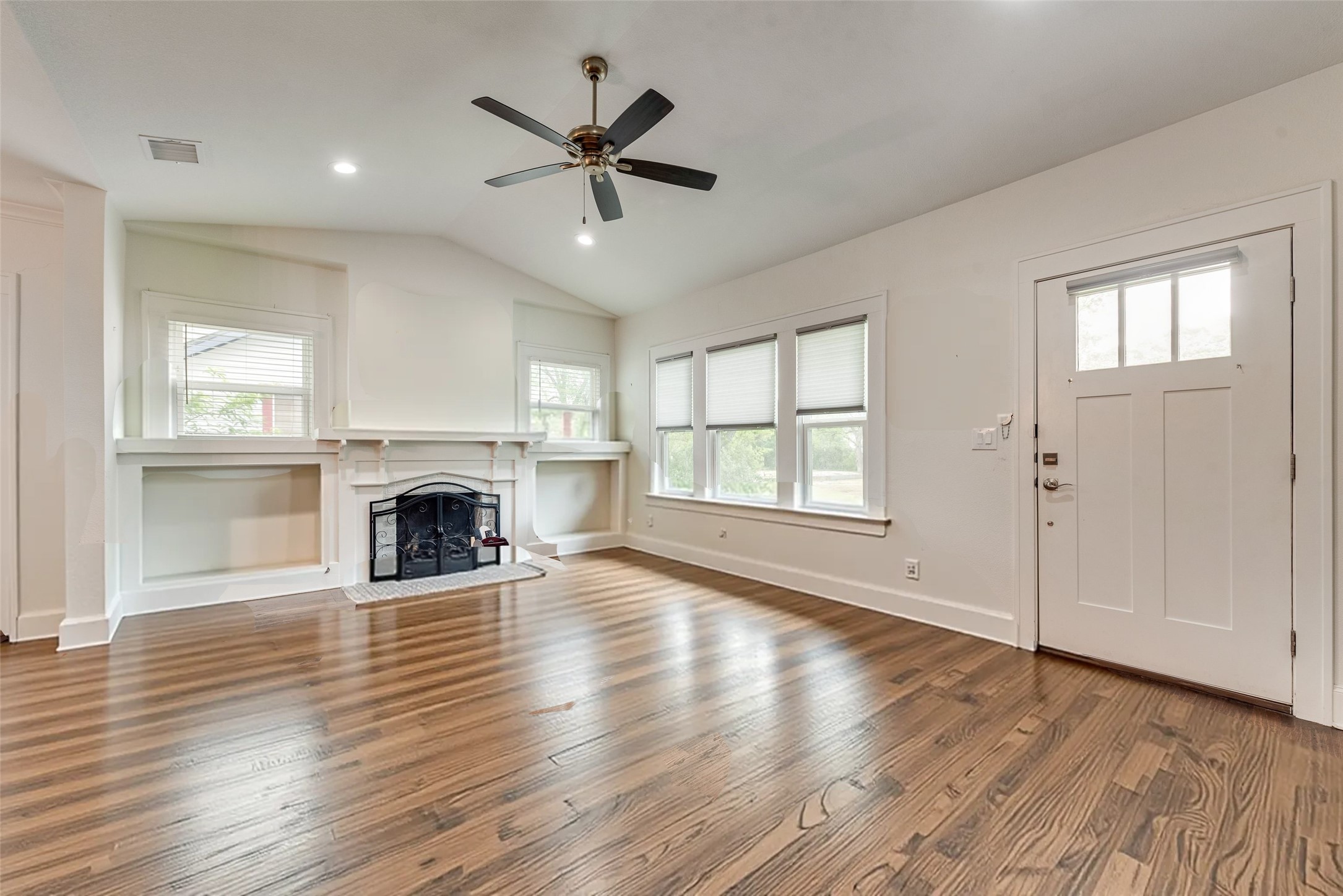 2216 Western Avenue Fort Worth TX 76107