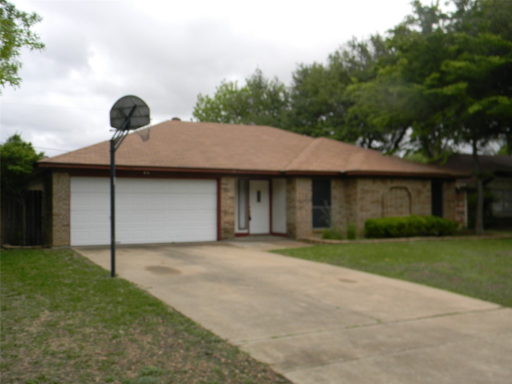 7433 Timberhill Drive North Richland Hills TX 76182