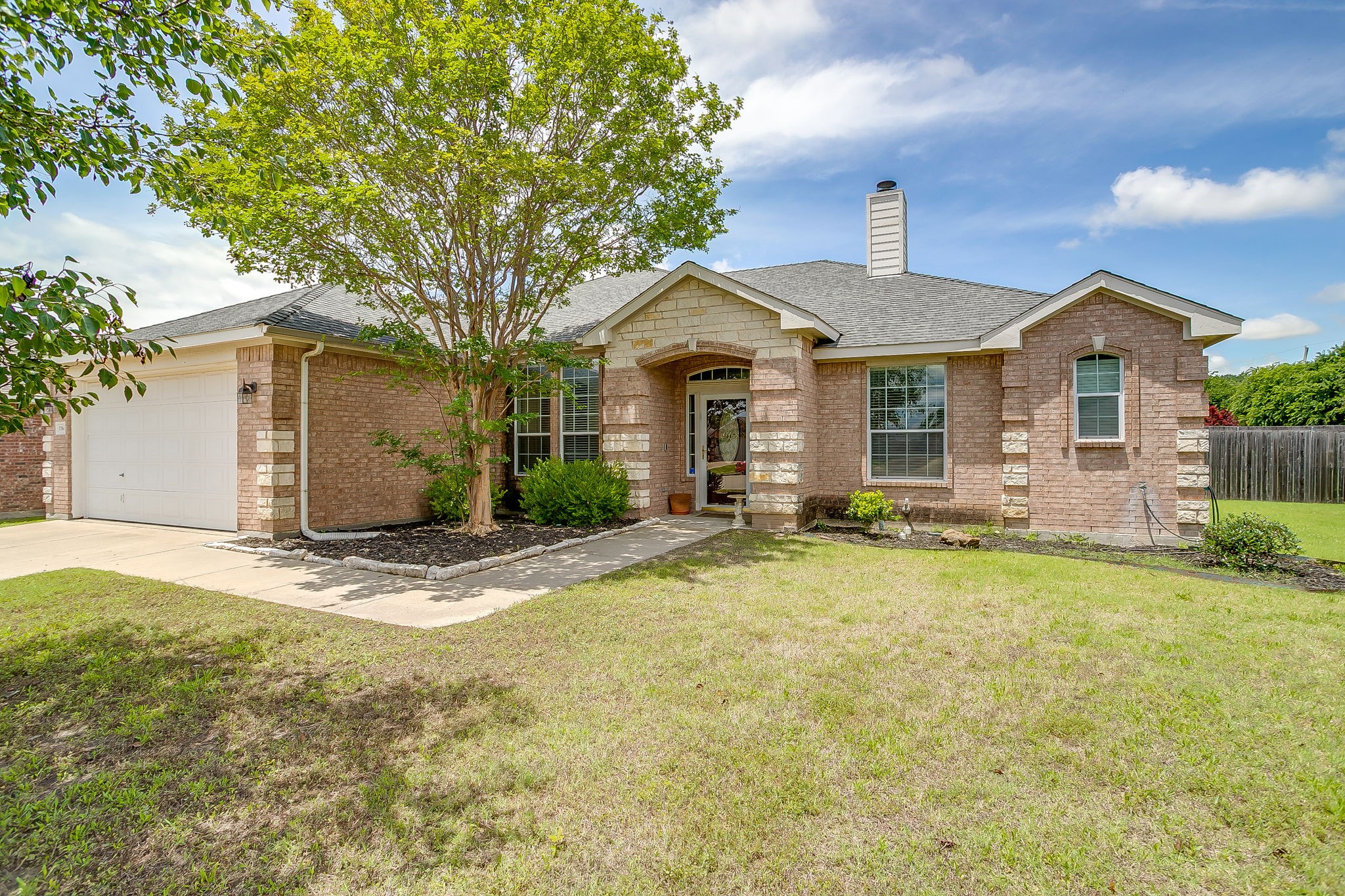 1164 Snowbird Court Benbrook TX 76126