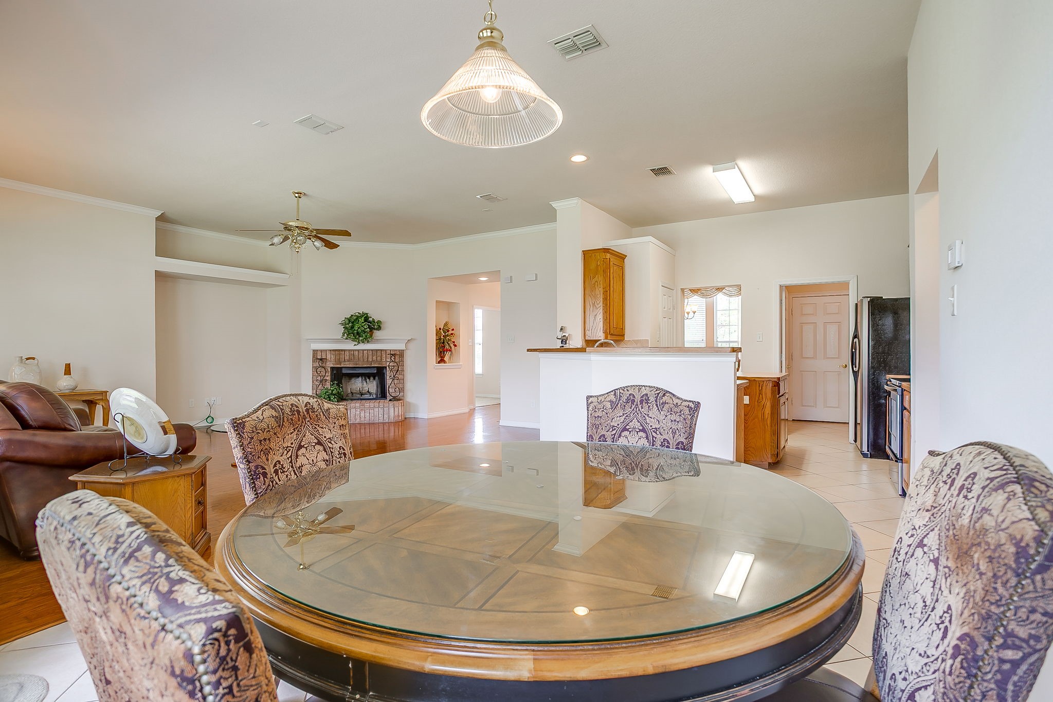 1164 Snowbird Court Benbrook TX 76126