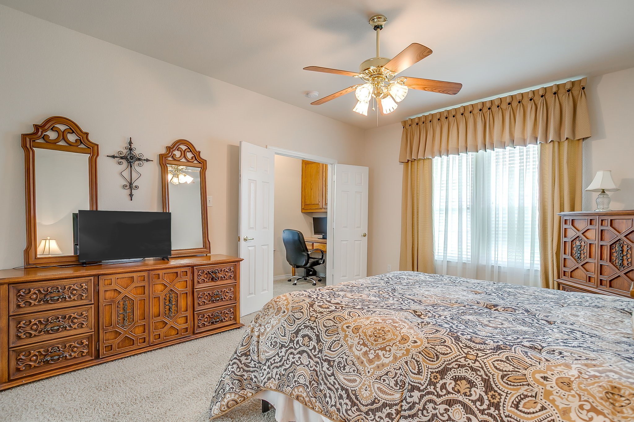 1164 Snowbird Court Benbrook TX 76126