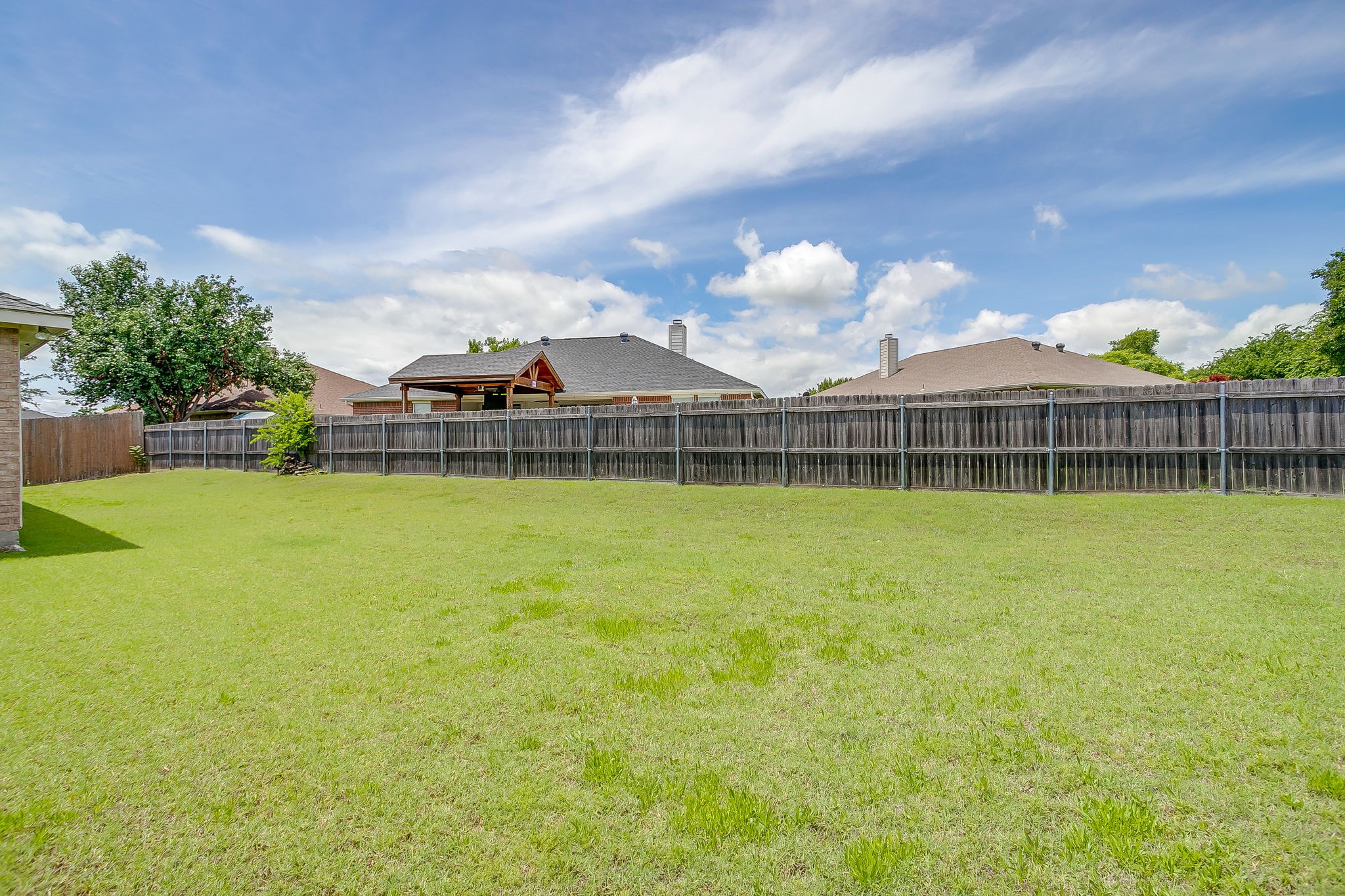1164 Snowbird Court Benbrook TX 76126