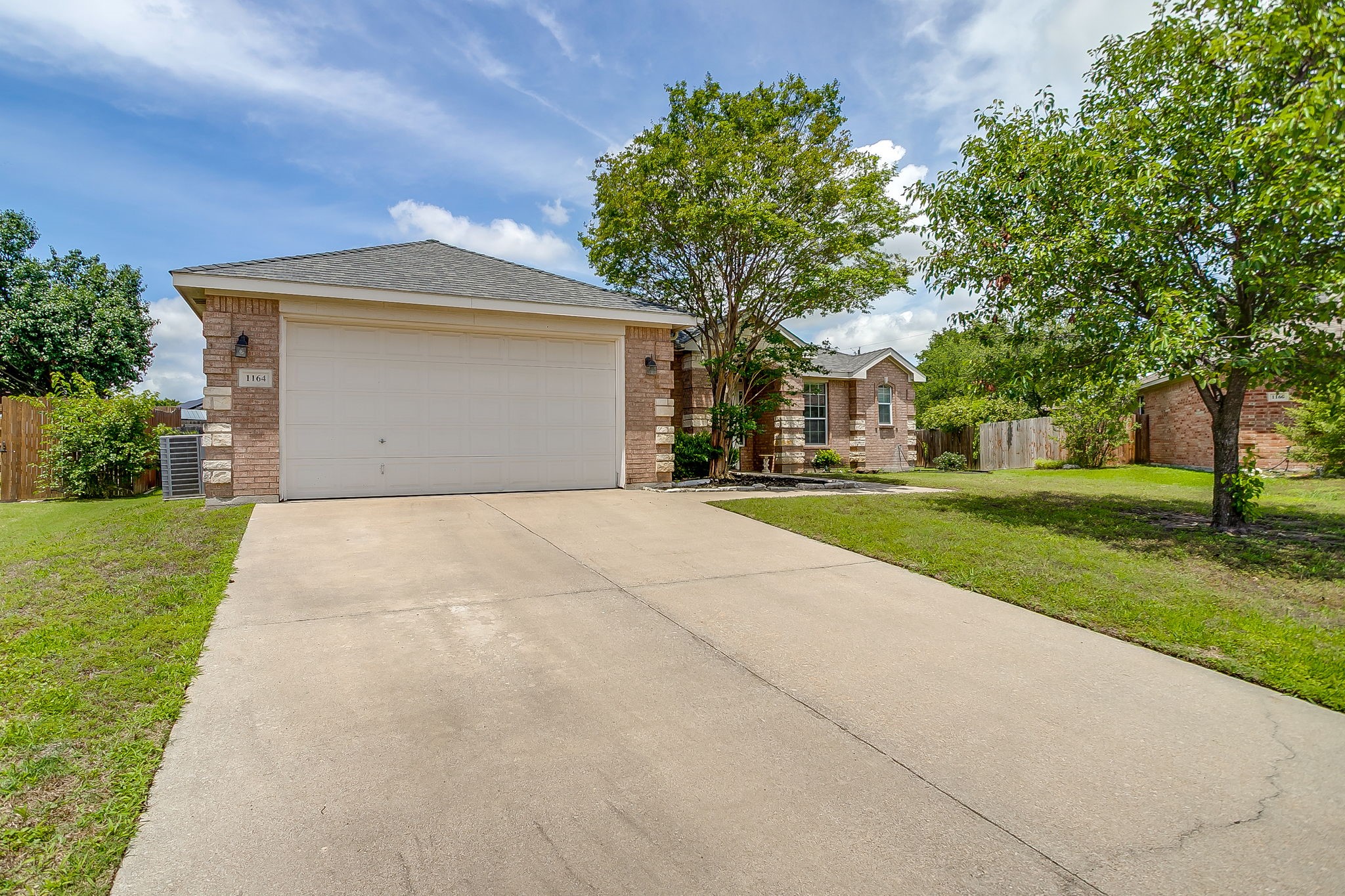 1164 Snowbird Court Benbrook TX 76126
