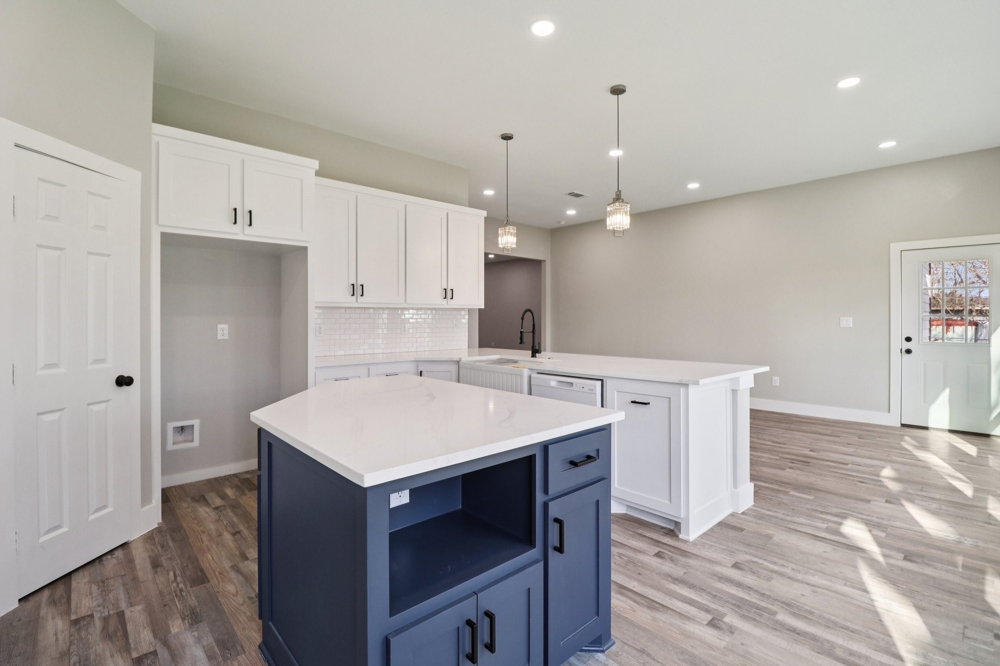 4180 Interurban Road Lancaster TX 75134