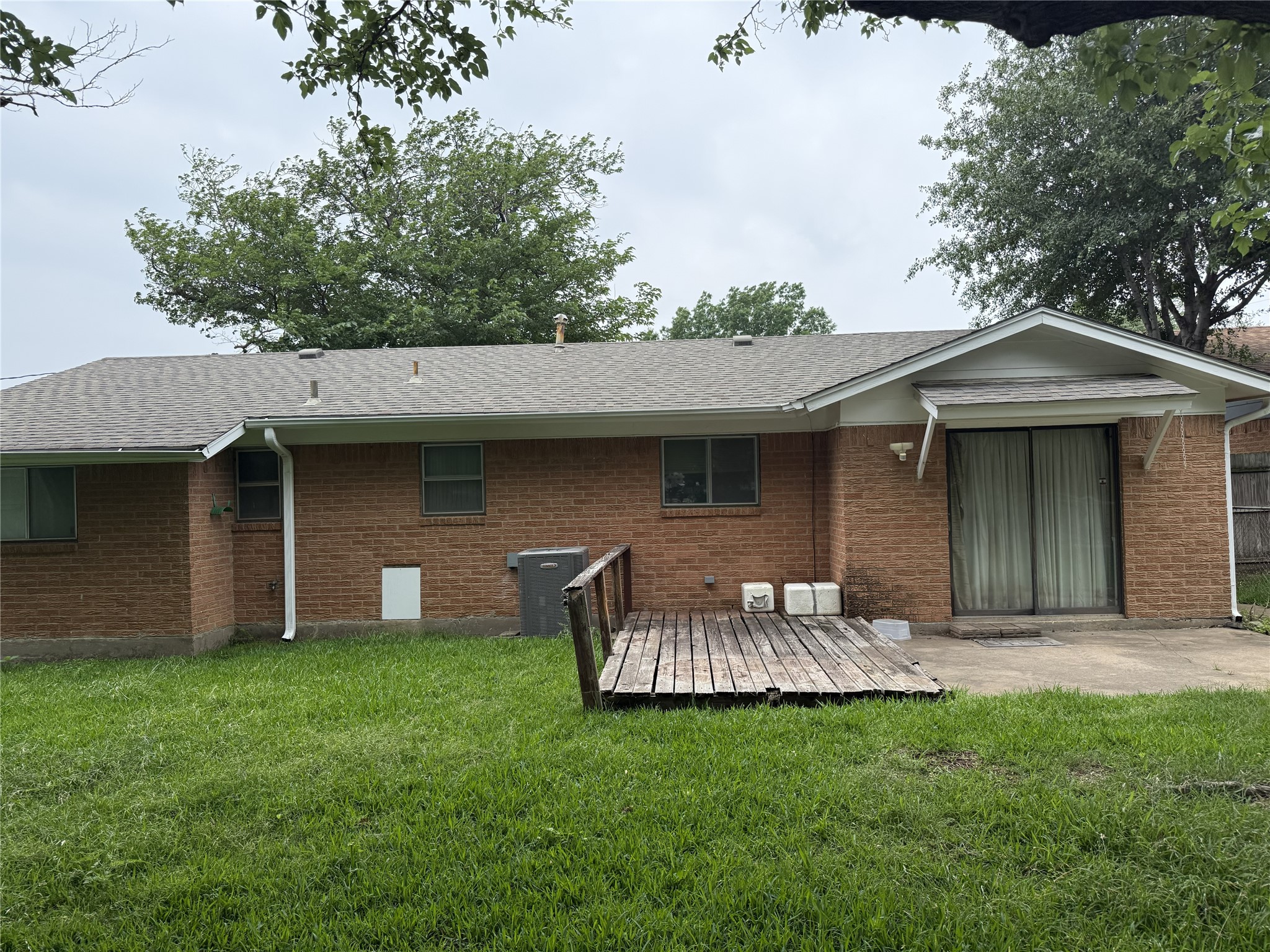 1014 Bunn Drive Irving TX 75061