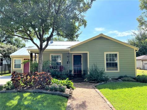 1708 Oak Street Mckinney TX 75069