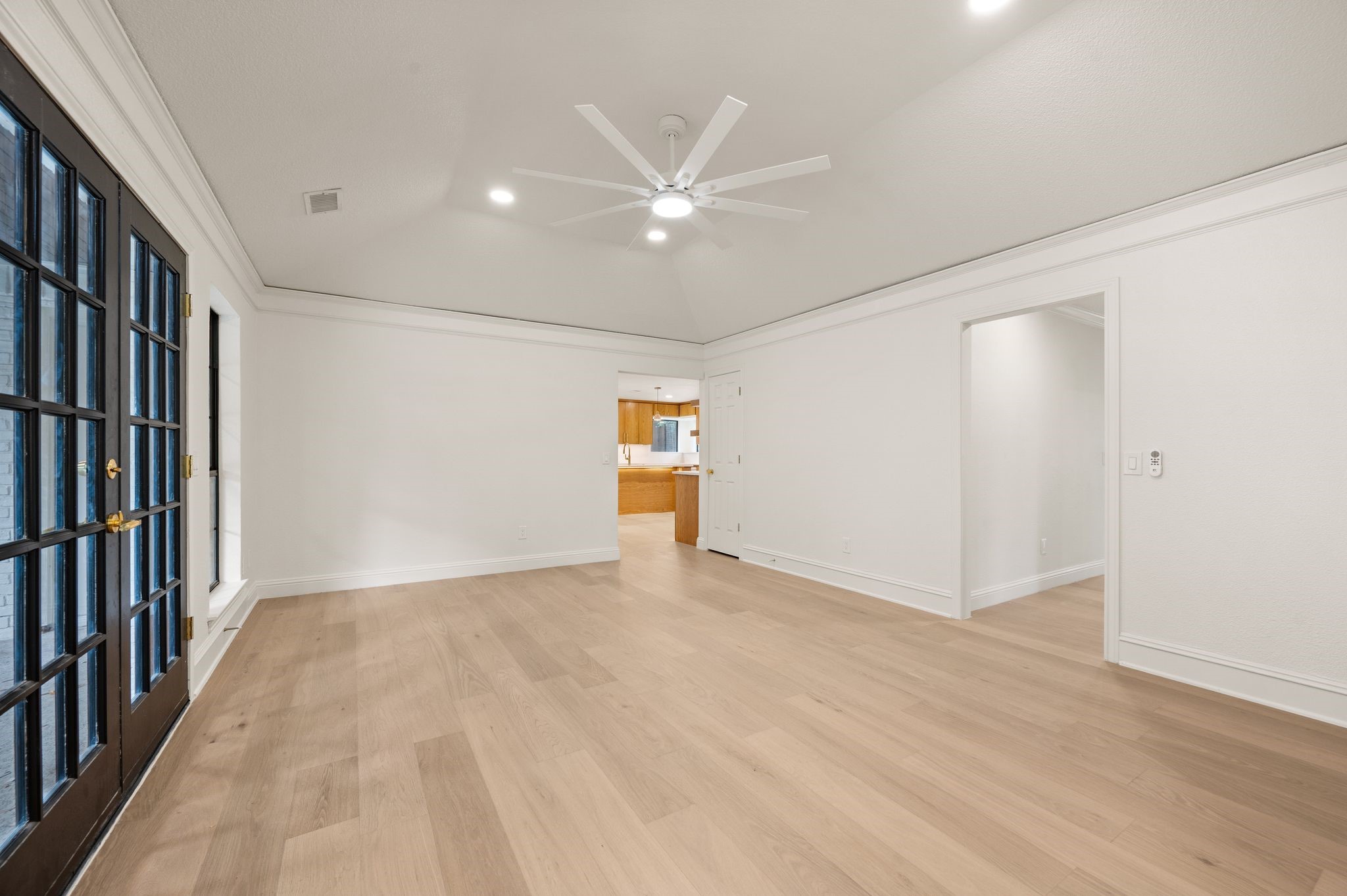 6403 Genstar Lane Dallas TX 75252