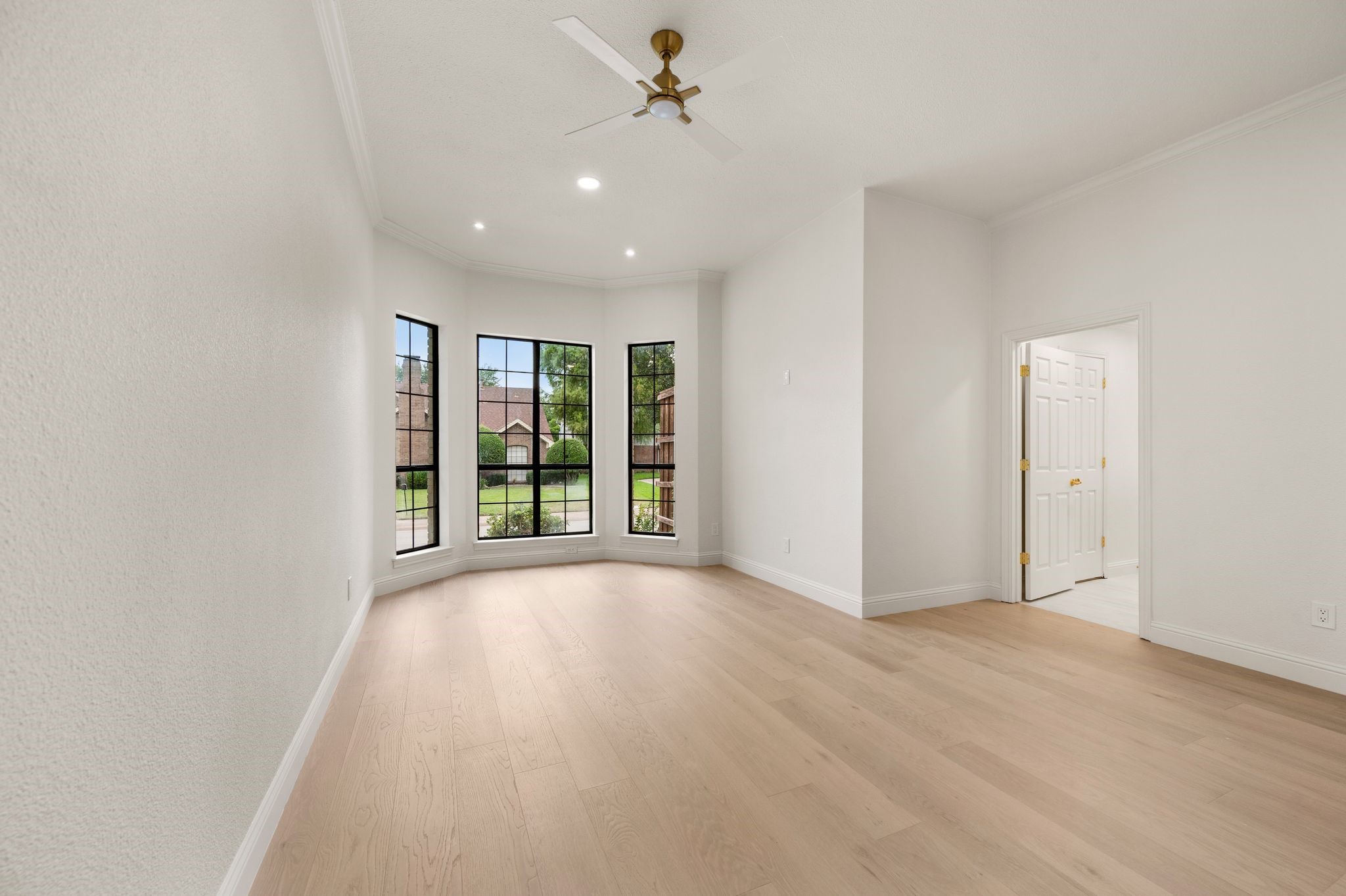 6403 Genstar Lane Dallas TX 75252