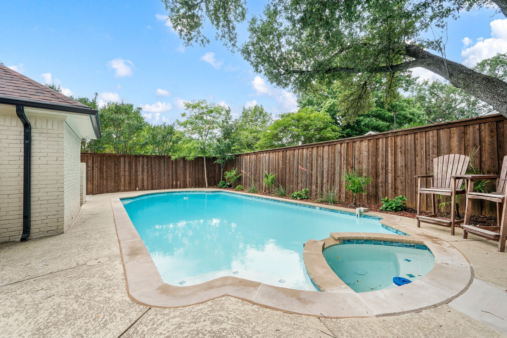 6403 Genstar Lane Dallas TX 75252