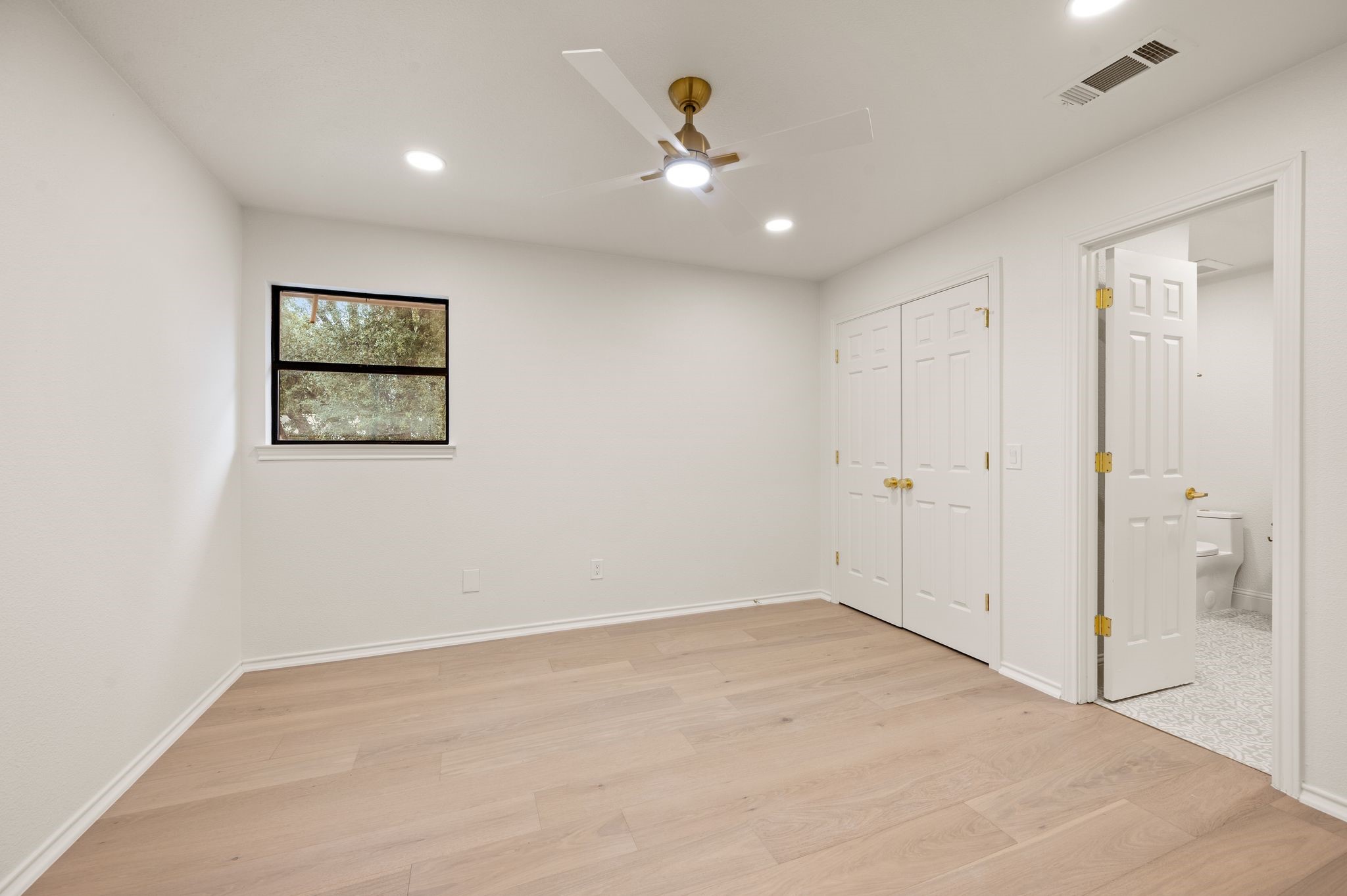 6403 Genstar Lane Dallas TX 75252