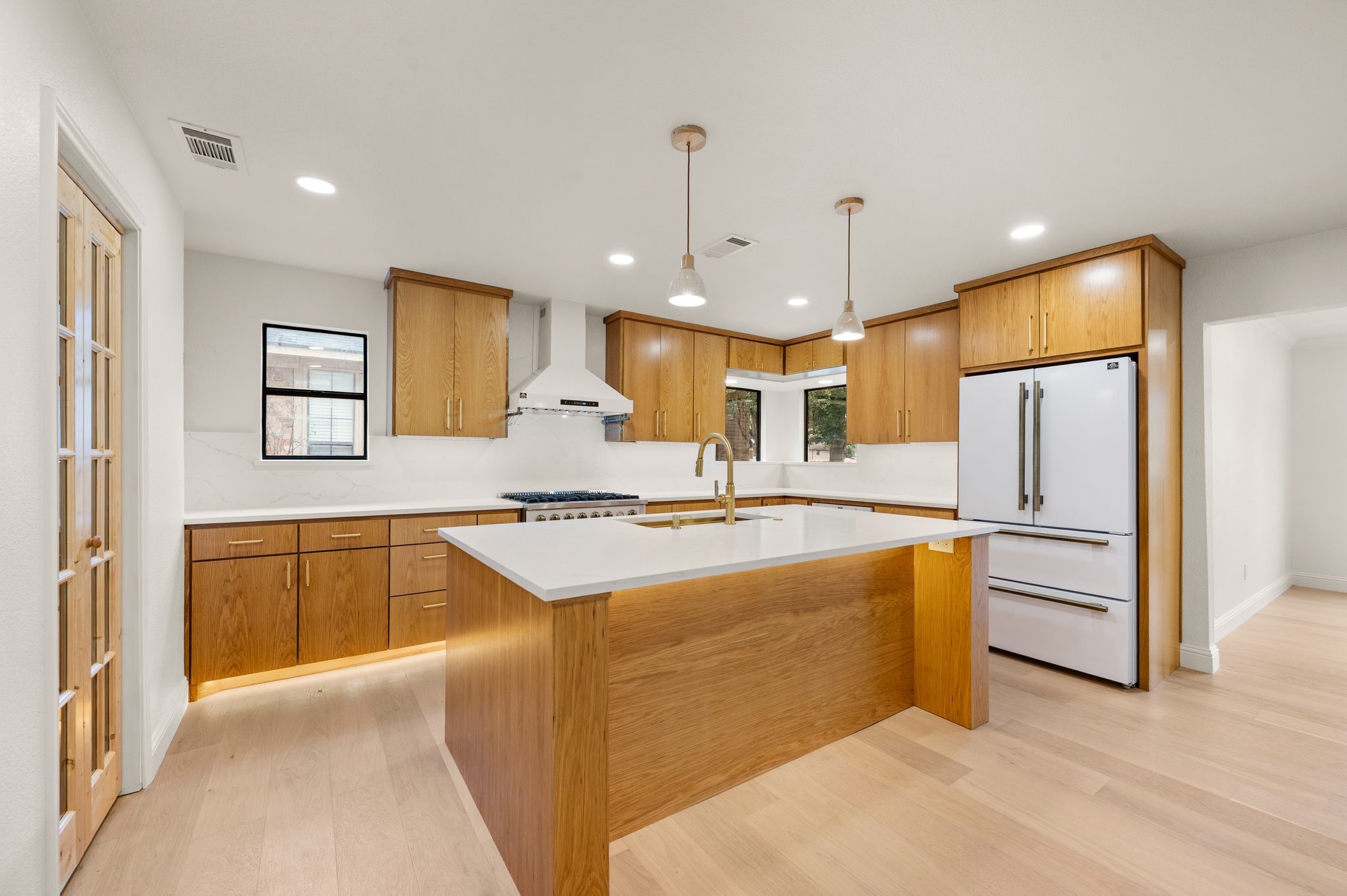 6403 Genstar Lane Dallas TX 75252
