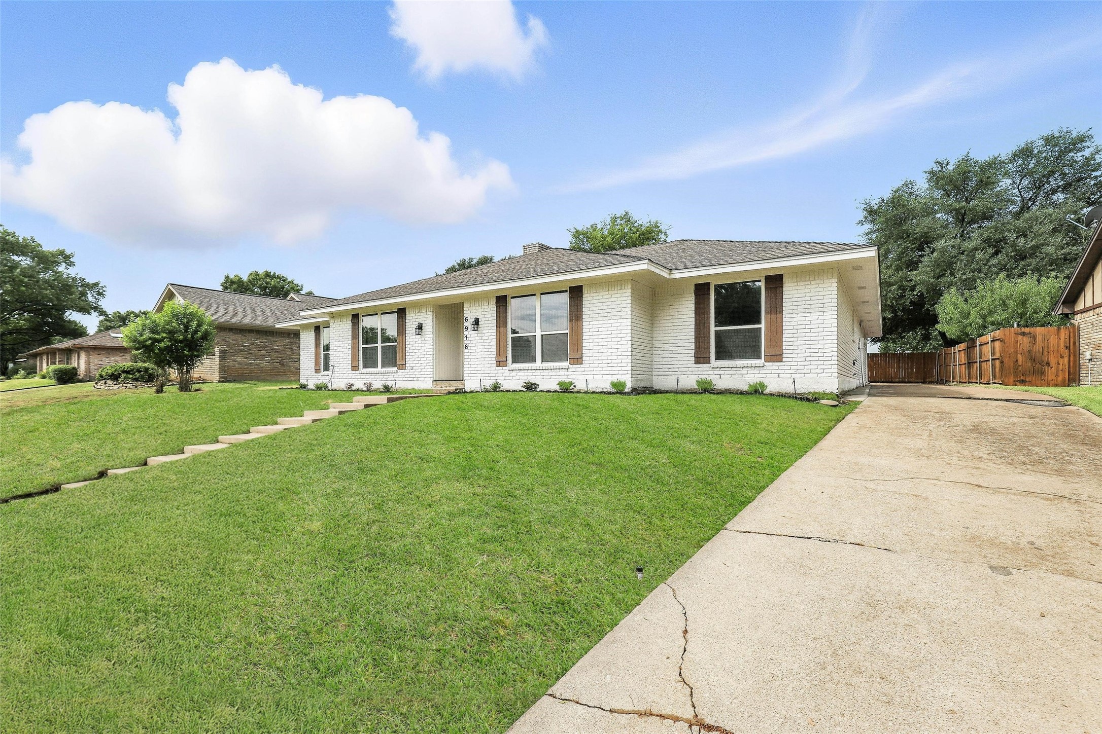 6916 Winchester Place Fort Worth TX 76133