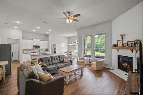 536 Private Road 7017 Edgewood TX 75117