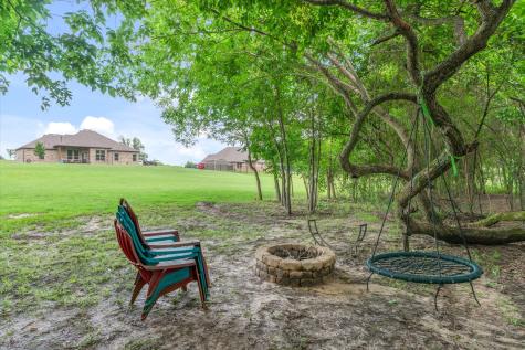 536 Private Road 7017 Edgewood TX 75117
