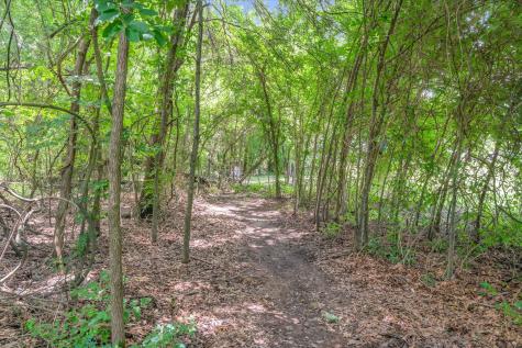 536 Private Road 7017 Edgewood TX 75117