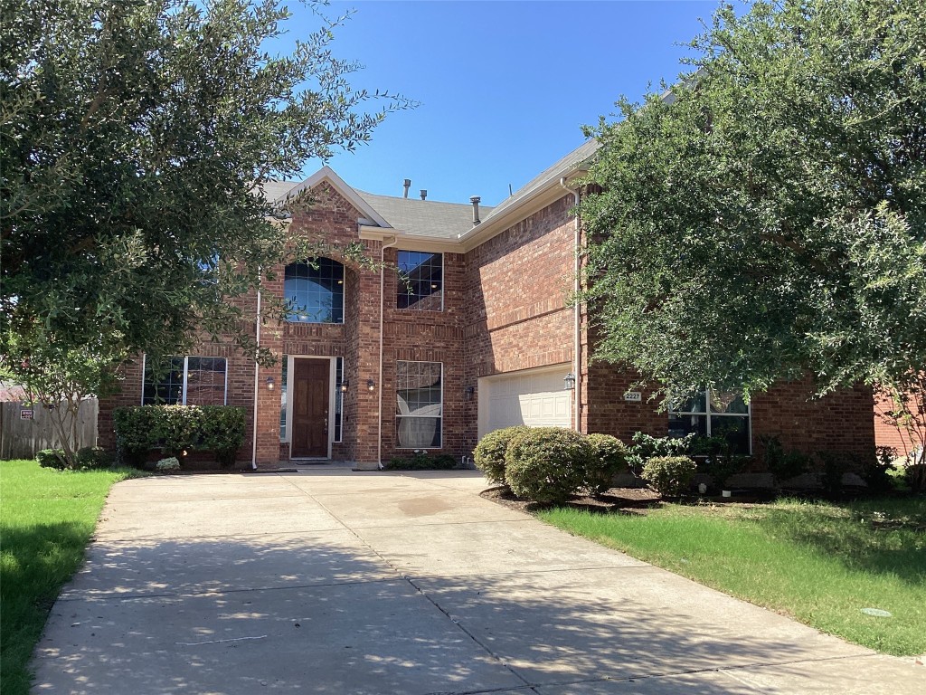 2227 Sparrow Hawk Court Grand Prairie TX 75052