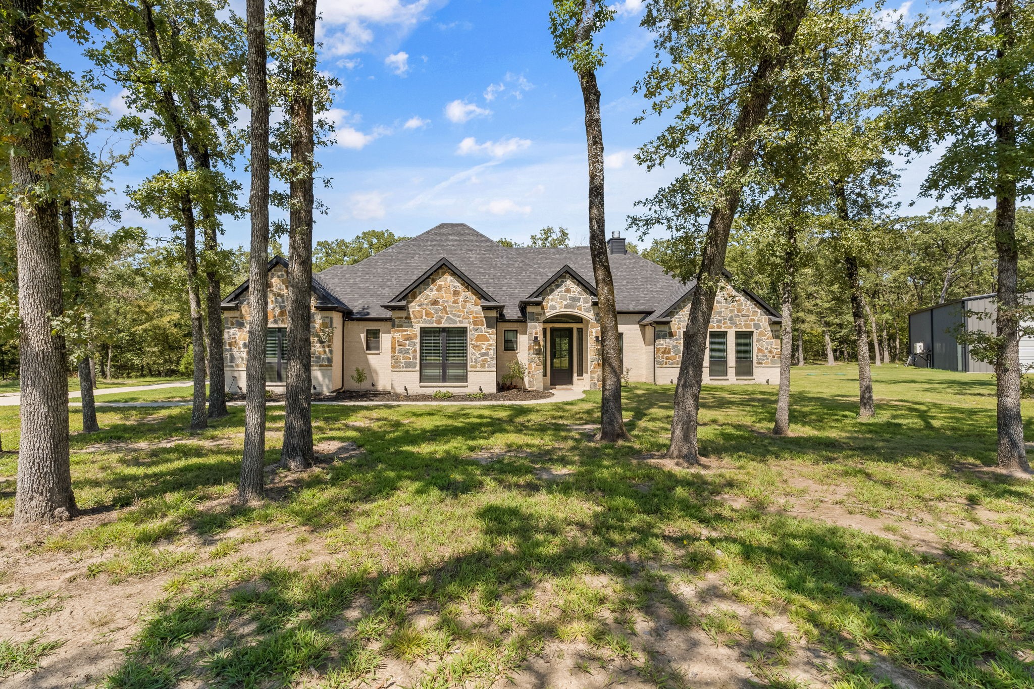 6707 Anchor Point Quinlan TX 75474
