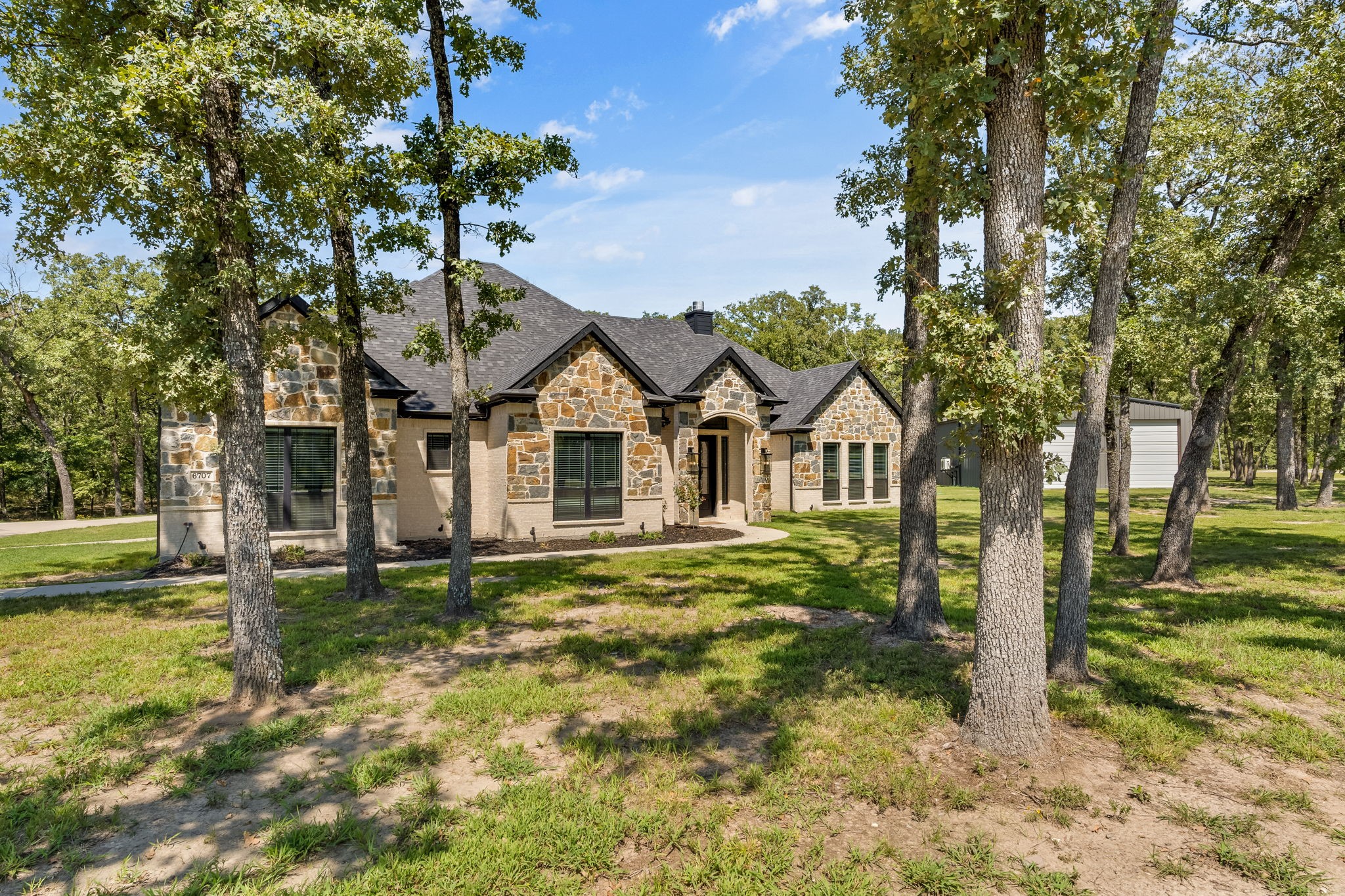 6707 Anchor Point Quinlan TX 75474