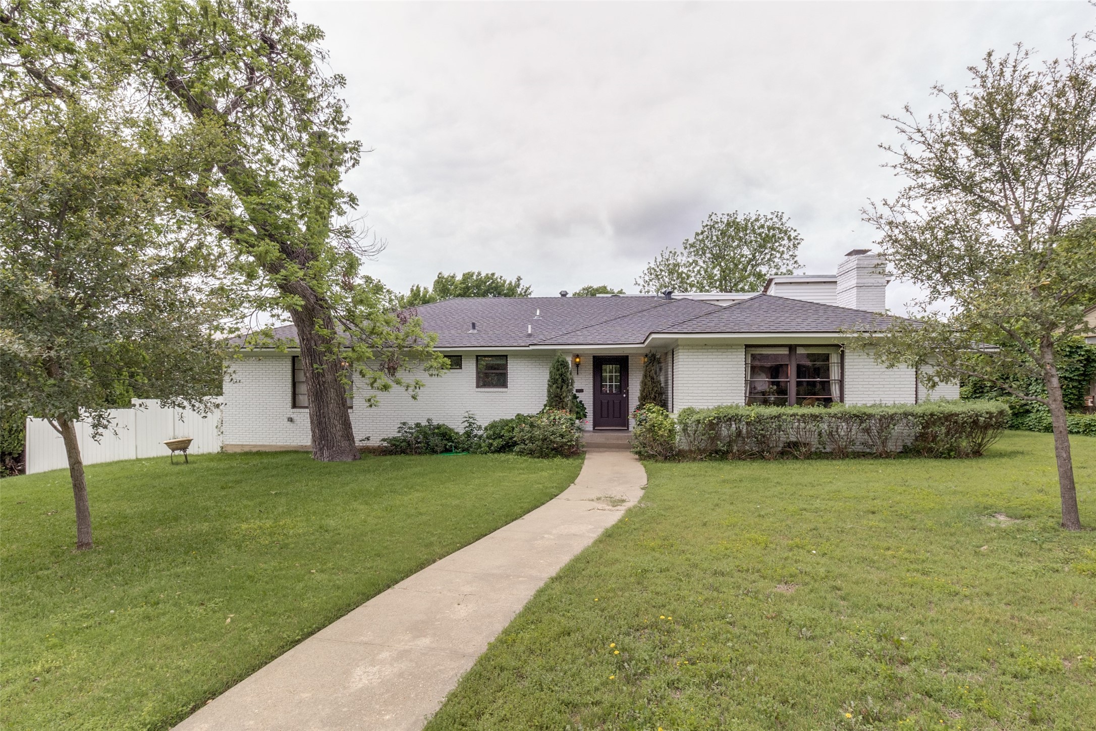 1123 Waterford Drive Dallas TX 75218