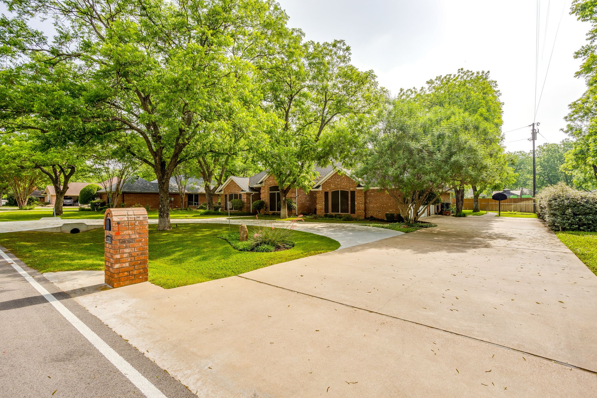6203 Prospect Hill Drive Granbury TX 76049