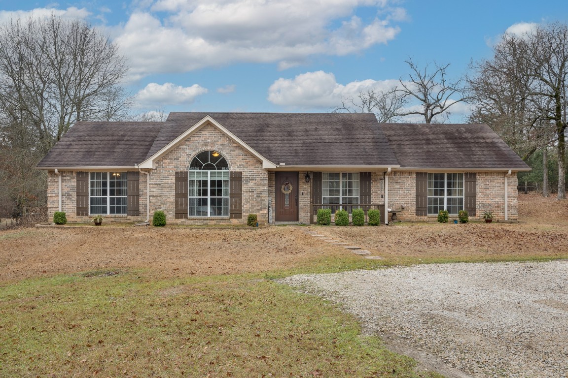 1676 An County Road 3194 Frankston TX 75763