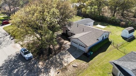 201 Bluebird Circle Denton TX 76209