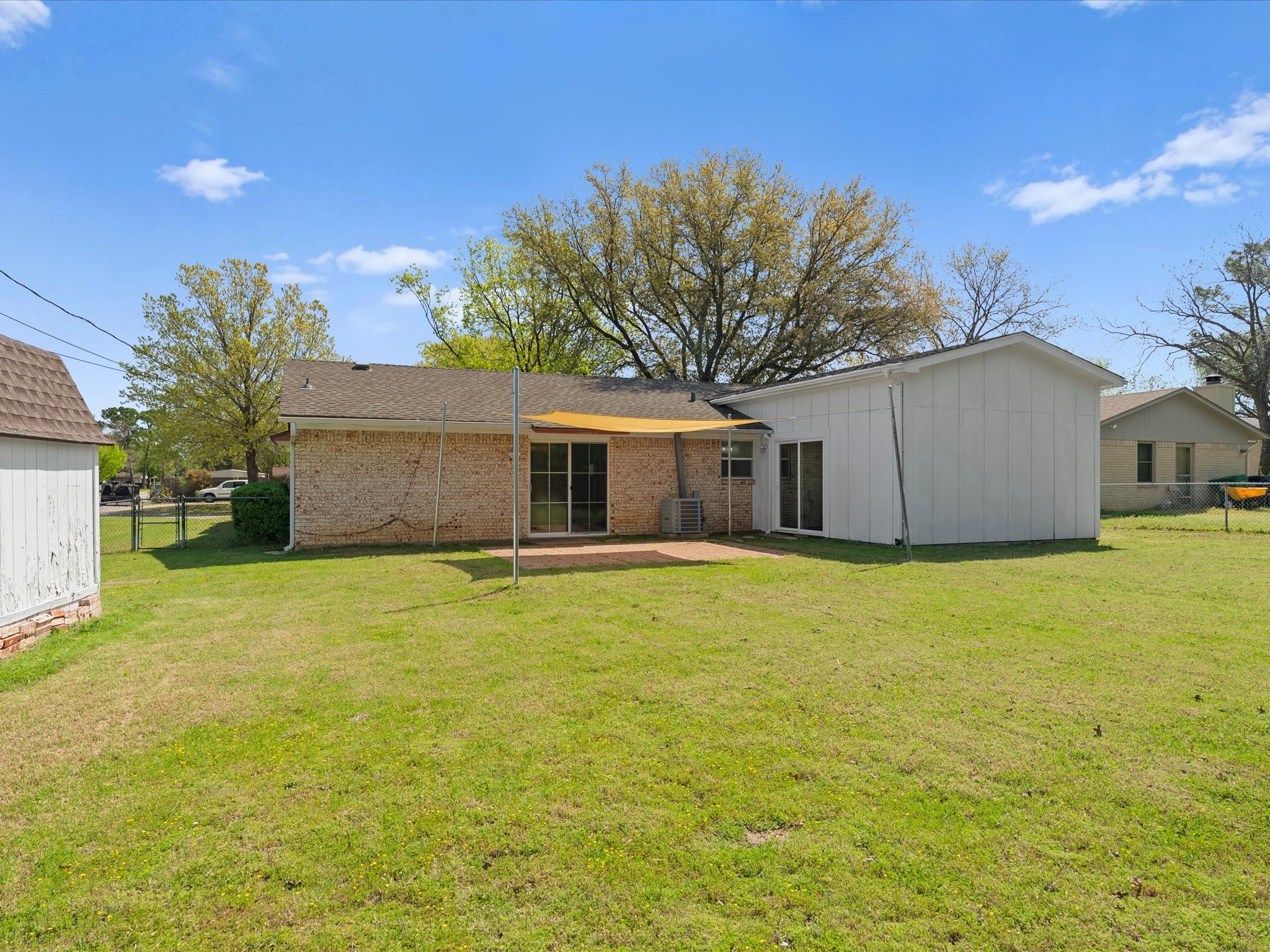 201 Bluebird Circle Denton TX 76209