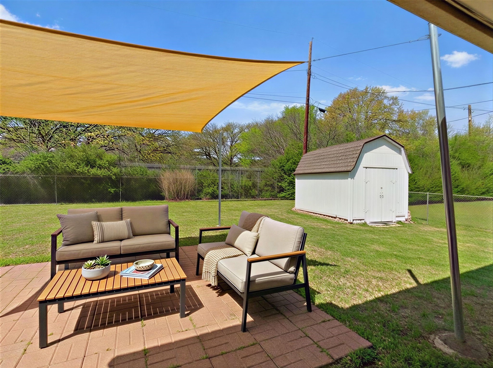 201 Bluebird Circle Denton TX 76209