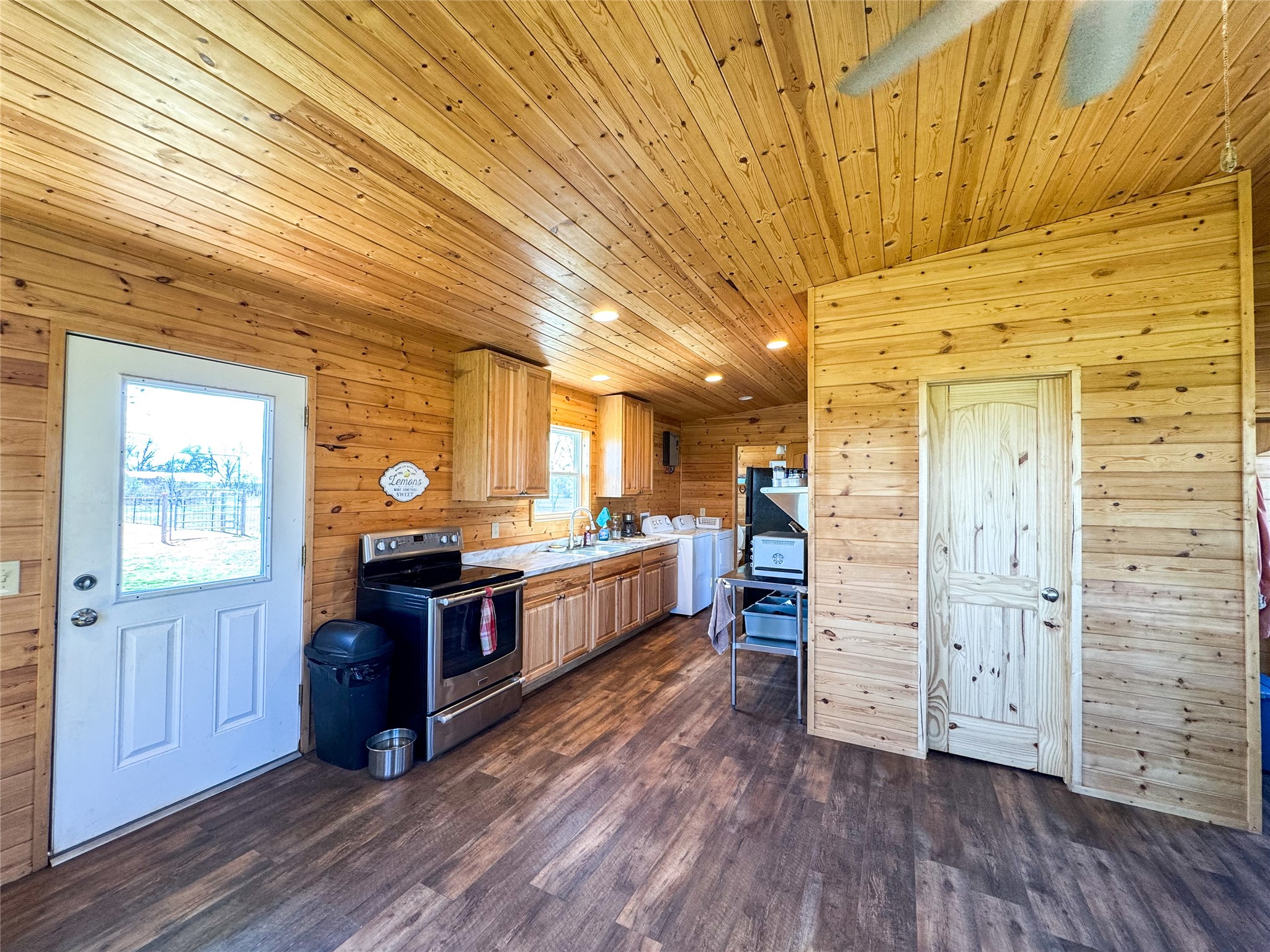 1209 Taylor Avenue Rule TX 79547