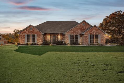 661 S Clinton Lane Midlothian TX 76065