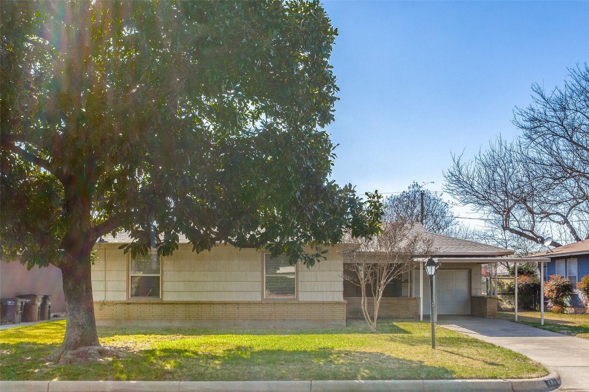 781 Fernwood Street Fort Worth TX 76114