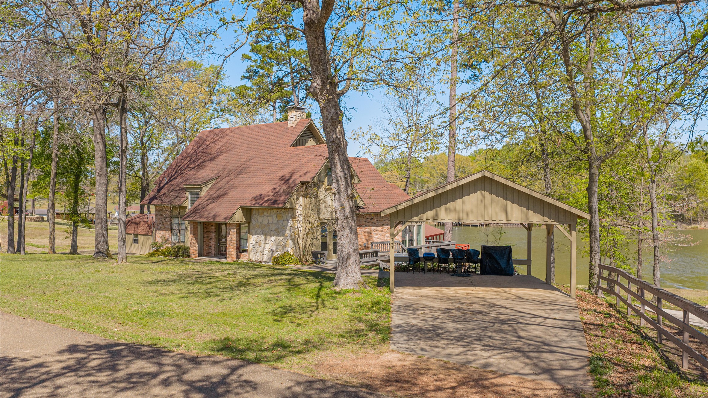 343 County Road 2938 N Pittsburg TX 75686