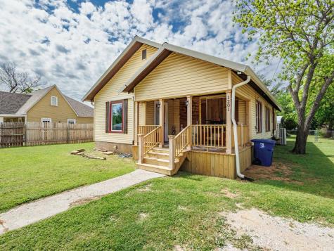 1201 8th Street Brownwood TX 76801