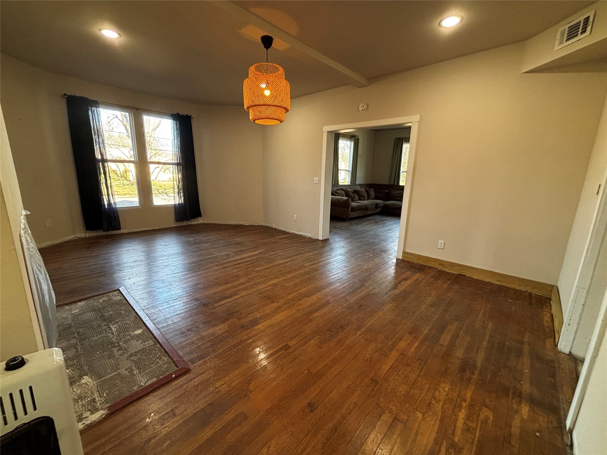 725 W 10th Street Bonham TX 75418