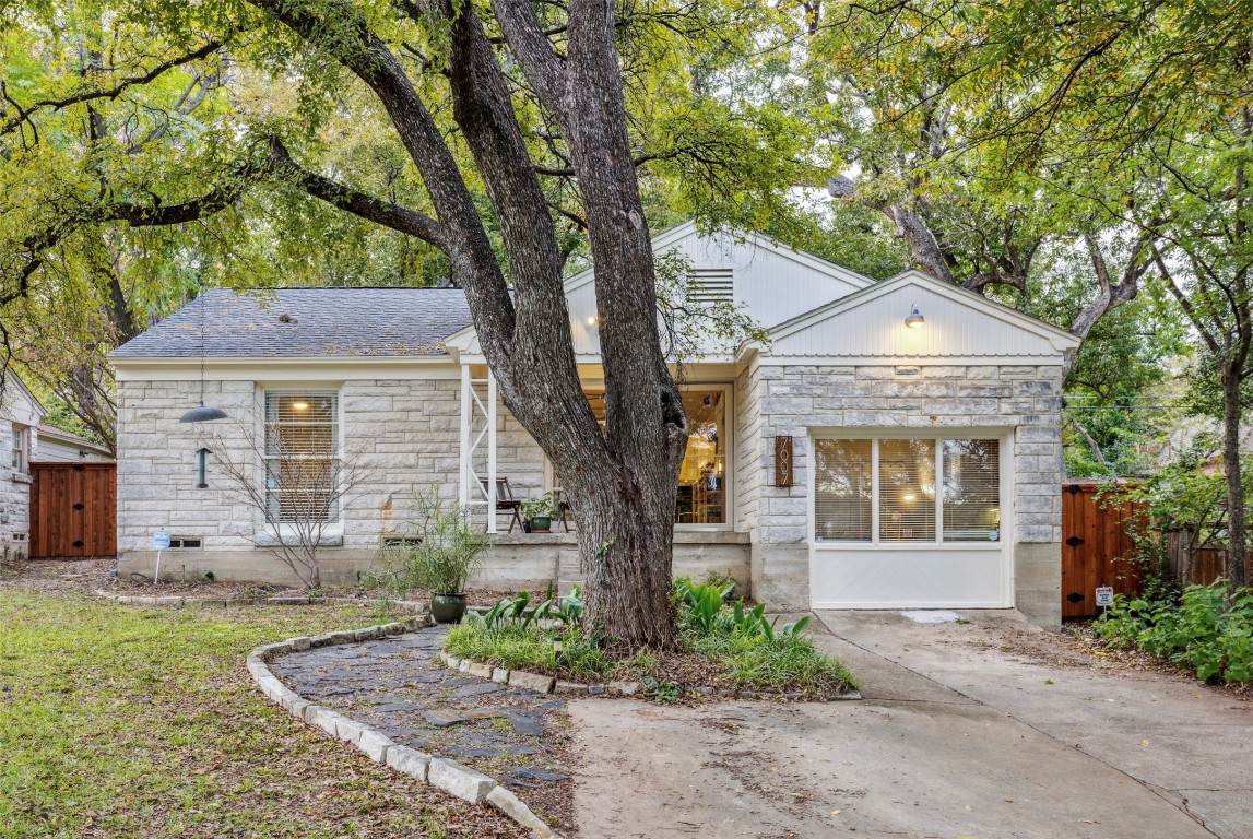 7007 E Grand Avenue Dallas TX 75223