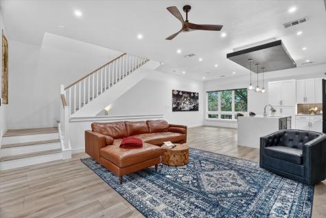 321 College Avenue Fort Worth TX 76104