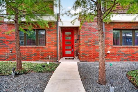 321 College Avenue Fort Worth TX 76104