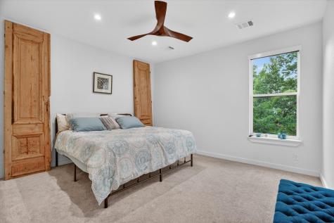 321 College Avenue Fort Worth TX 76104