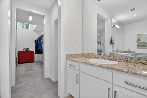 321 College Avenue Fort Worth TX 76104