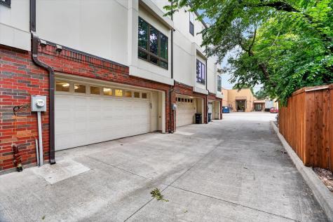 321 College Avenue Fort Worth TX 76104