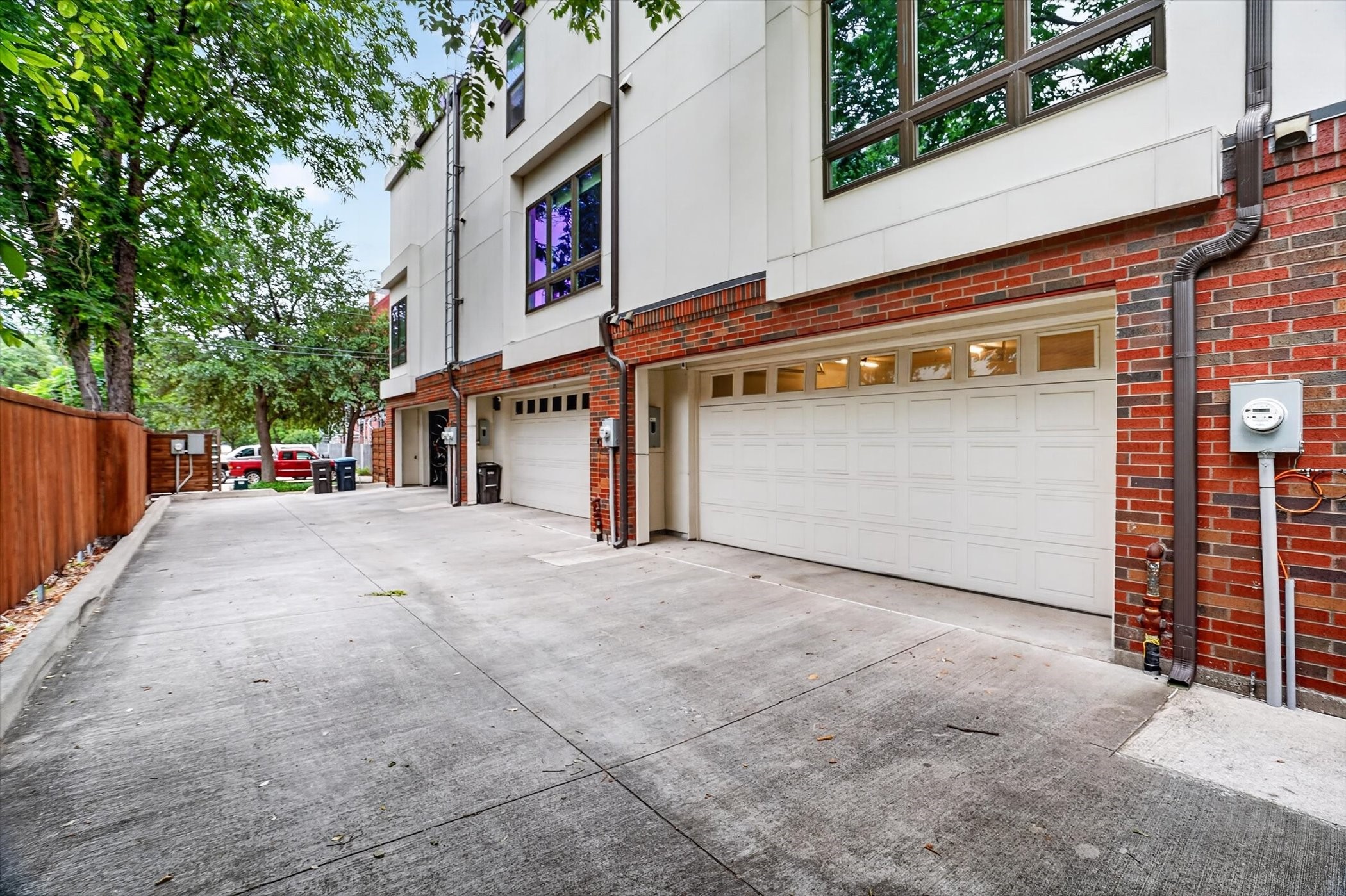 321 College Avenue Fort Worth TX 76104