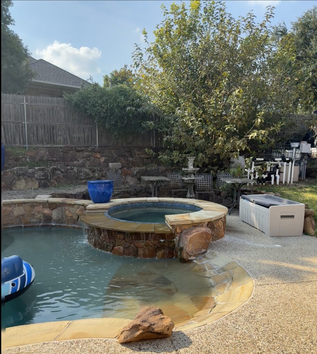 6113 Cliffbrook Drive North Richland Hills TX 76180