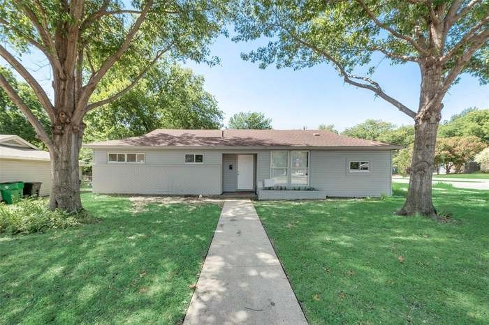 4800 Stephanie Drive Haltom City TX 76117