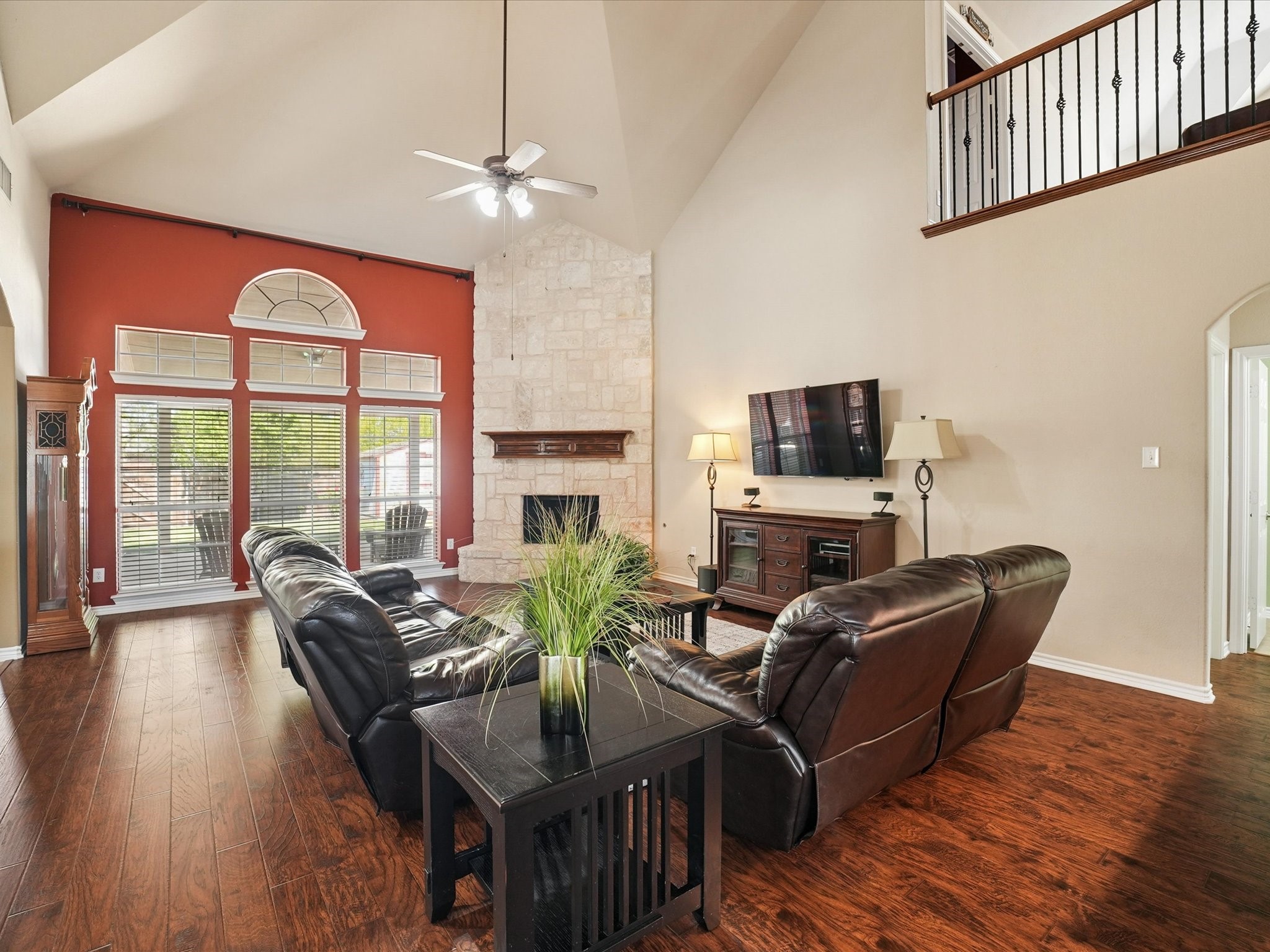 2824 Gillespie Lane Grand Prairie TX 75052