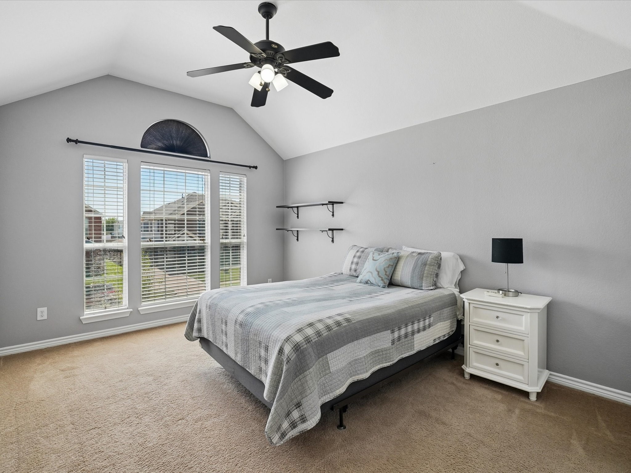 2824 Gillespie Lane Grand Prairie TX 75052