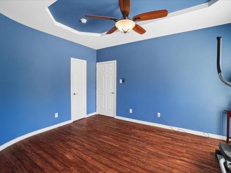 2824 Gillespie Lane Grand Prairie TX 75052