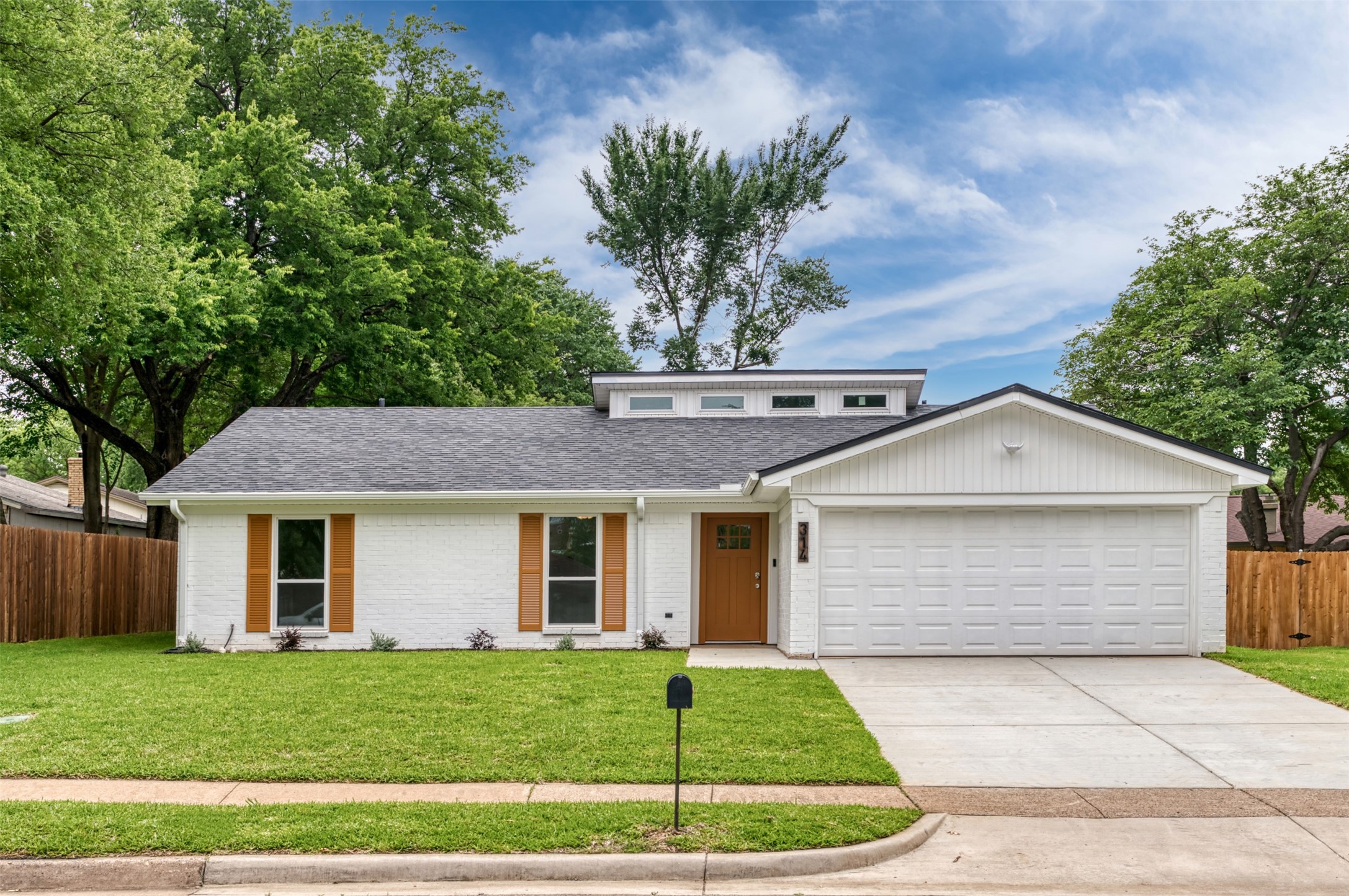 314 Sixpence Lane Euless TX 76039