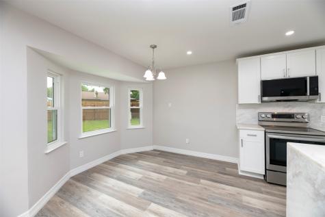 314 Sixpence Lane Euless TX 76039