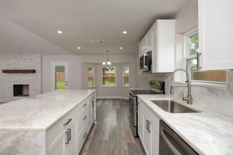 314 Sixpence Lane Euless TX 76039