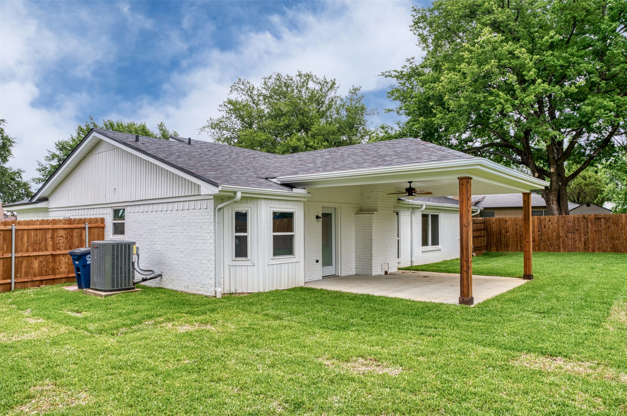 314 Sixpence Lane Euless TX 76039